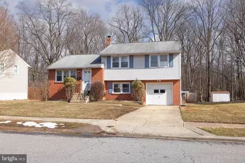 2817 E Oakland Dr, Wilmington, DE 19808