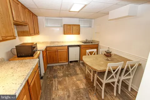 Kitchen - 132 Worral Dr, Newark, DE 19711 photo 5 of 6