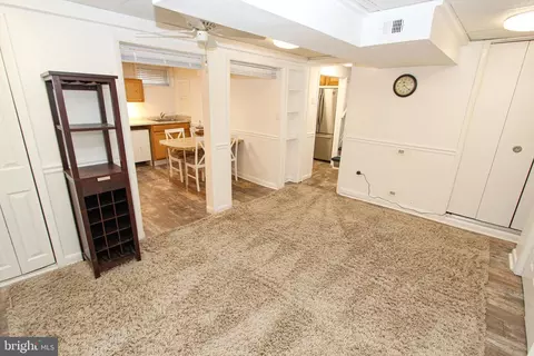 Living - 132 Worral Dr, Newark, DE 19711 photo 12 of 12