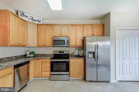 Kitchen - 286 Camerton Ln, Townsend, DE 19734 photo 2 of 2