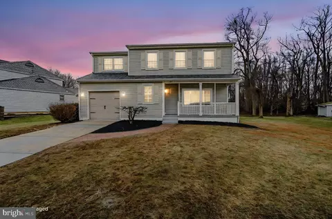 704 Millcreek Ct, Bear, DE 19701