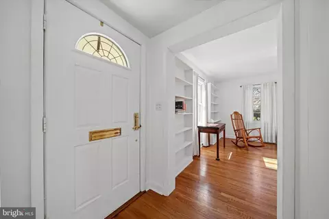 Entry Way - 126 Manns Ave, Newark, DE 19711 photo 2 of 2
