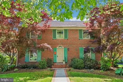 104 Somerset Rd, Talleyville, DE 19803