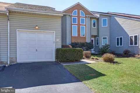 313 Chickory Way, Newark, DE 19711