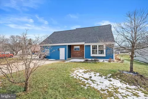 1 Pebble Pl, Newark, DE 19702