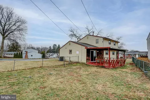 Other - 214 Darwin Dr, Newark, DE 19711 photo 2 of 14