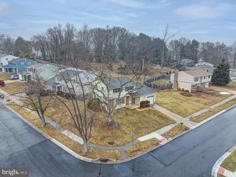 View/Area - 214 Darwin Dr, Newark, DE 19711 photo 4 of 22