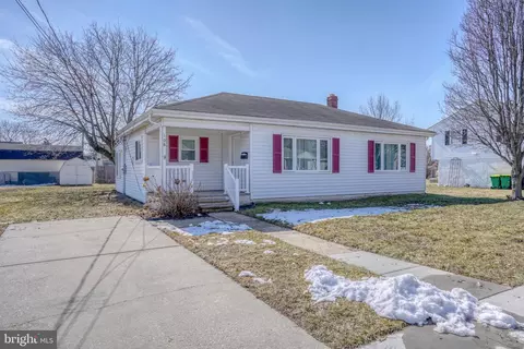 108 E Cochran St, Middletown, DE 19709