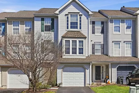 1114 Oakland Ct, Newark, DE 19711