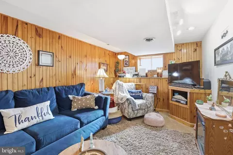 Other - 840 Sabina Cir, Bear, DE 19701 photo 4 of 8