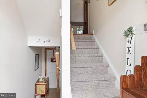 Entry Way - 840 Sabina Cir, Bear, DE 19701 photo 7 of 7