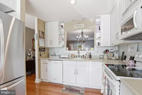 Kitchen - 840 Sabina Cir, Bear, DE 19701 photo 3 of 3