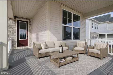 1227 Chesapeake View Dr, Middletown, DE 19709