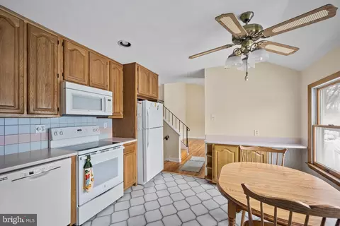 Kitchen - 32 Argyle Rd, Newark, DE 19713 photo 2 of 2