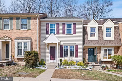 862 Stockbridge Dr, Hockessin, DE 19707