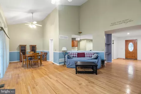 Entry Way - 847 Silver Run Rd, Middletown, DE 19709 photo 5 of 10