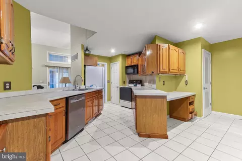 Kitchen - 847 Silver Run Rd, Middletown, DE 19709 photo 1 of 2