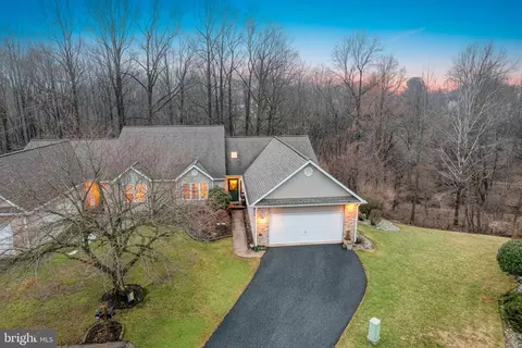 26 Addicks Ct, Wilmington, DE 19808