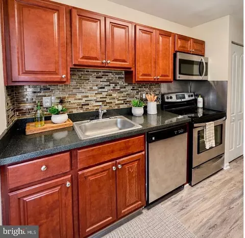 Kitchen - 422 Calburn Ct, Bear, DE 19701 photo 1 of 2