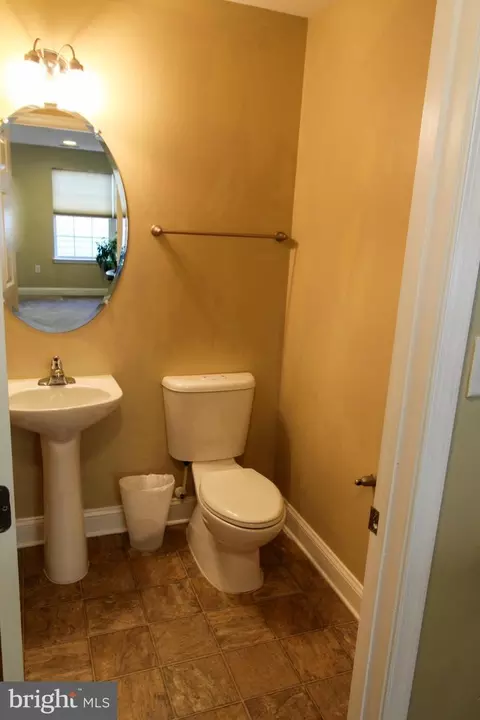 Bath - 102 Meridian Blvd, Bear, DE 19701 photo 2 of 3