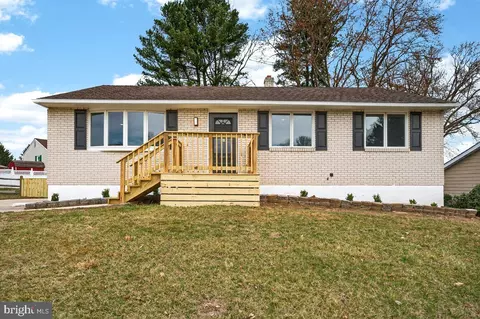 Exterior - 24 Vansant Rd, Newark, DE 19711 photo 2 of 7