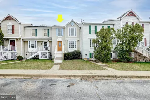11 S Merriment Dr, Newark, DE 19702