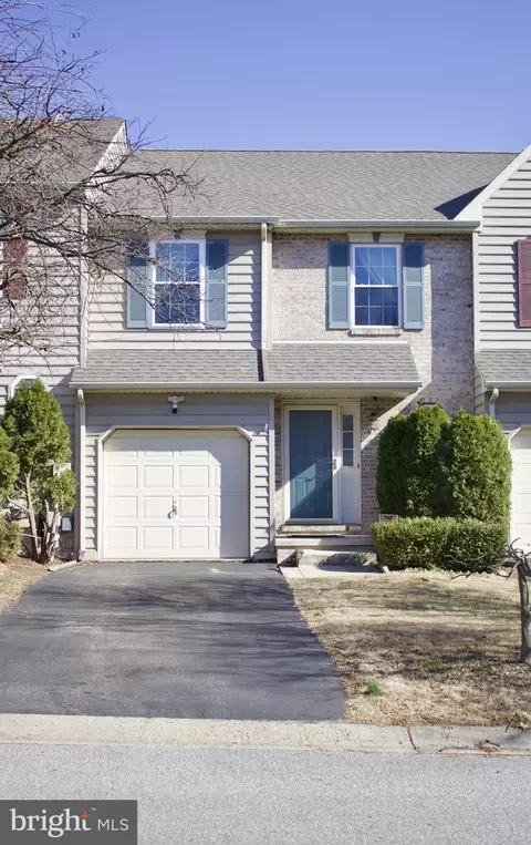 8 Brier Ave, Wilmington, DE 19805