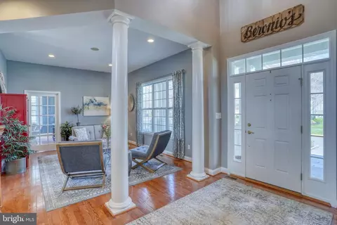 Entry Way - 444 Spring Hollow Dr, Middletown, DE 19709 photo 4 of 7