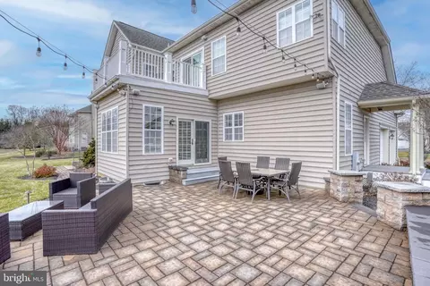 Exterior - 444 Spring Hollow Dr, Middletown, DE 19709 photo 6 of 8