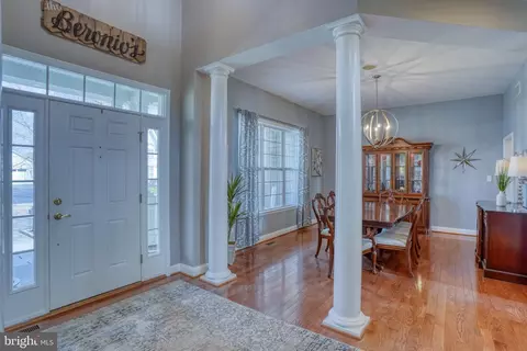 Entry Way - 444 Spring Hollow Dr, Middletown, DE 19709 photo 5 of 7