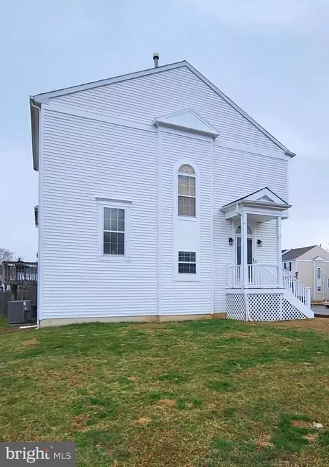 95 Denny Cir, Newark, DE 19702 photo 2