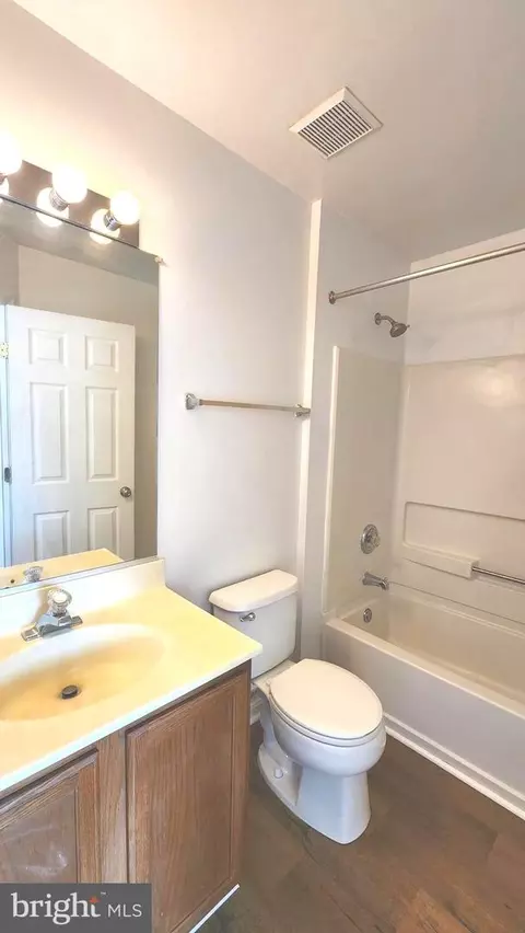 95 Denny Cir, Newark, DE 19702 photo 32