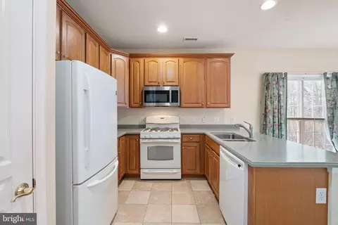 Kitchen - 218 Derrickson St, Bear, DE 19701 photo 3 of 4