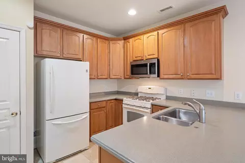 Kitchen - 218 Derrickson St, Bear, DE 19701 photo 2 of 4