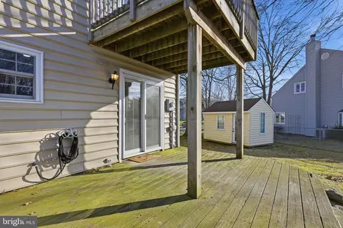 Exterior - 159 E Green Valley Cir, Newark, DE 19711 photo 4 of 6