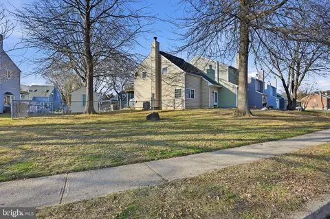 Exterior - 159 E Green Valley Cir, Newark, DE 19711 photo 1 of 6