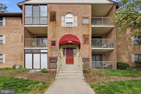 132 Governor House Cir #9, Wilmington, DE 19809