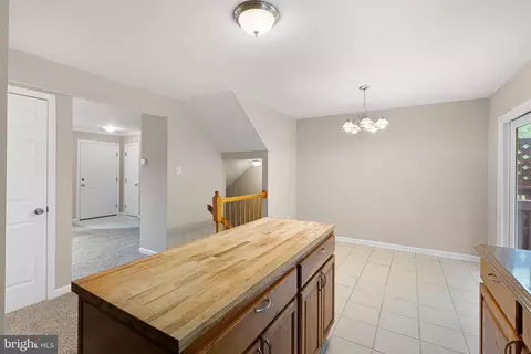 Entry Way - 3 Alexis Dr, Newark, DE 19702 photo 1 of 4