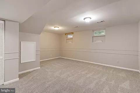 Other - 3 Alexis Dr, Newark, DE 19702 photo 4 of 6