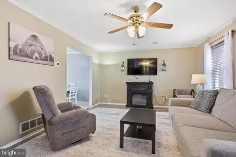 Living - 5 Worthy Down Ave, Bear, DE 19701 photo 1 of 2