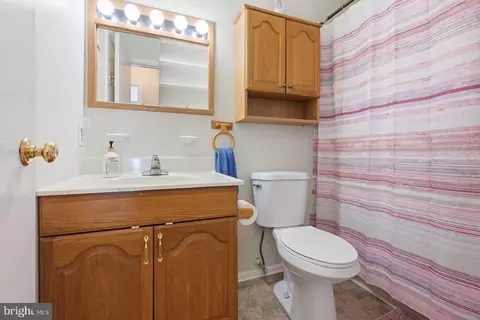 Bath - 5 Worthy Down Ave, Bear, DE 19701 photo 1 of 2