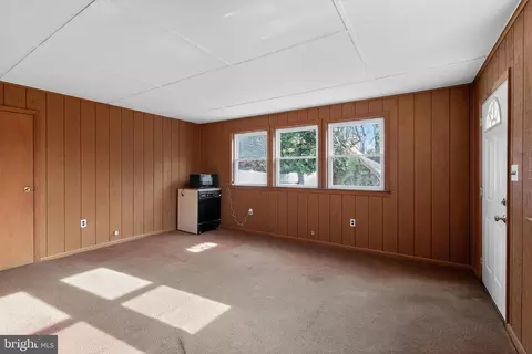 704 Birchwood Dr, Newark, DE 19713 photo 18