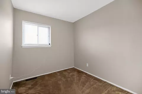 704 Birchwood Dr, Newark, DE 19713 photo 29