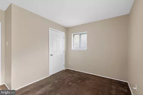 704 Birchwood Dr, Newark, DE 19713 photo 24