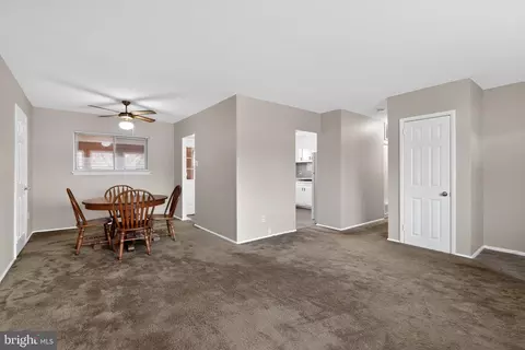 704 Birchwood Dr, Newark, DE 19713 photo 6