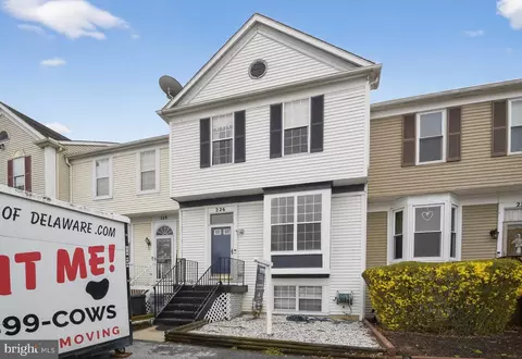 226 Finch Way, Newark, DE 19702