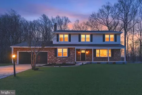 2320 Lighthouse Ln, Wilmington, DE 19810