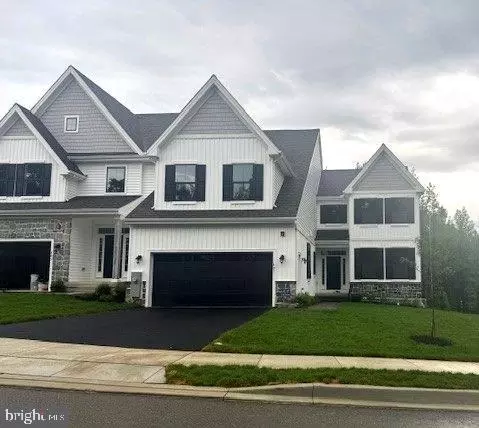 507 Leahy Dr, Newark, DE 19711