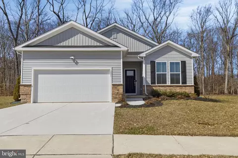 1001 Shannon Falls Dr, Newark, DE 19702