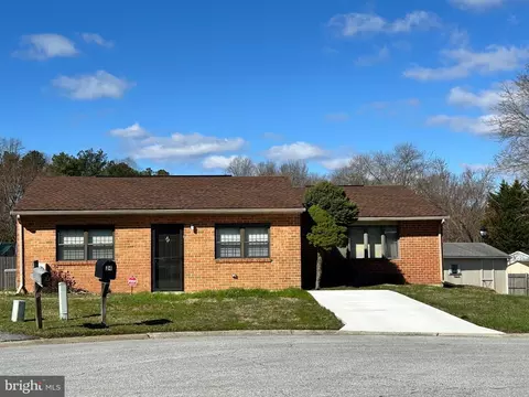 Exterior - 34 Archer Cir, Newark, DE 19702 photo 1 of 2
